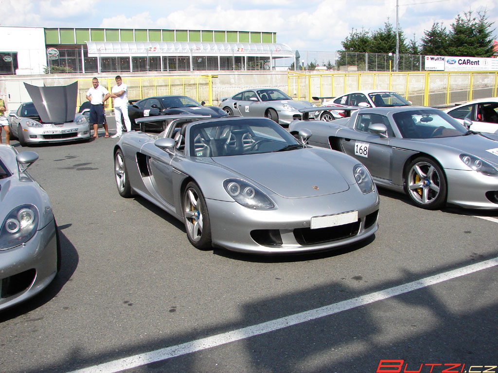 3x_porsche_carrera_gt_002.jpg (1024x768) - 244 KB