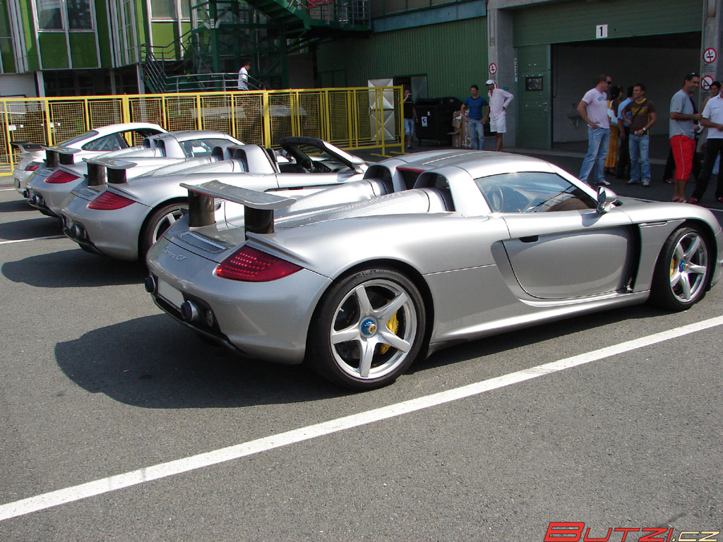 3x_porsche_carrera_gt_007.jpg (1024x768) - 243 KB