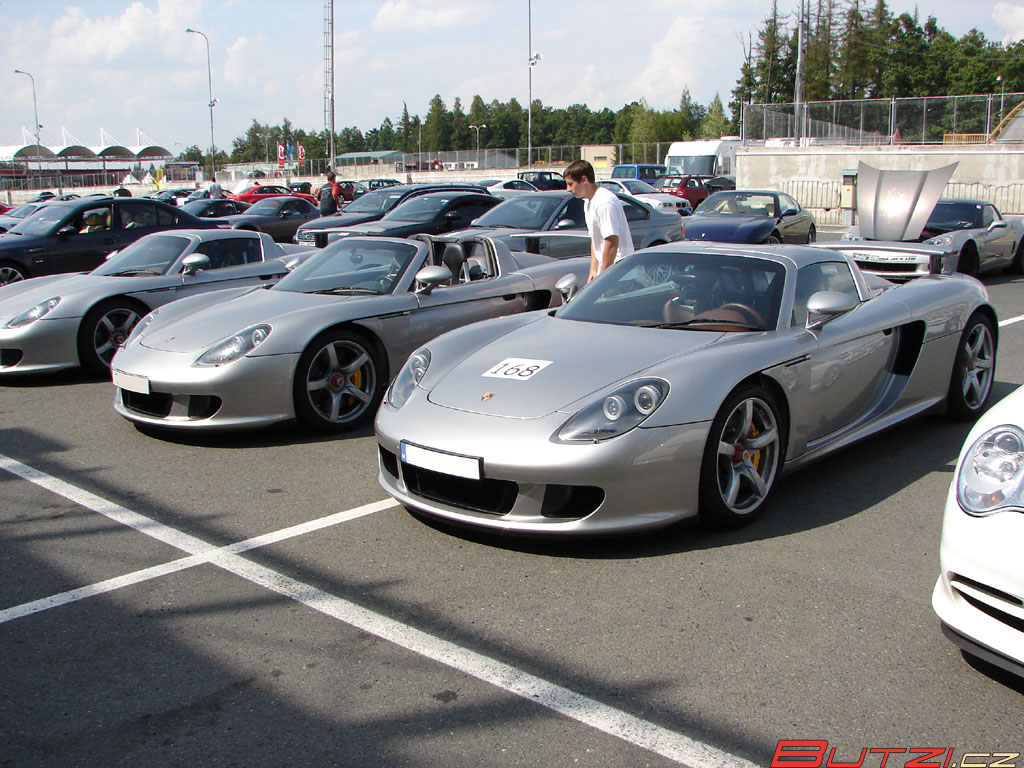 3x_porsche_carrera_gt_010.jpg (1024x768) - 239 KB