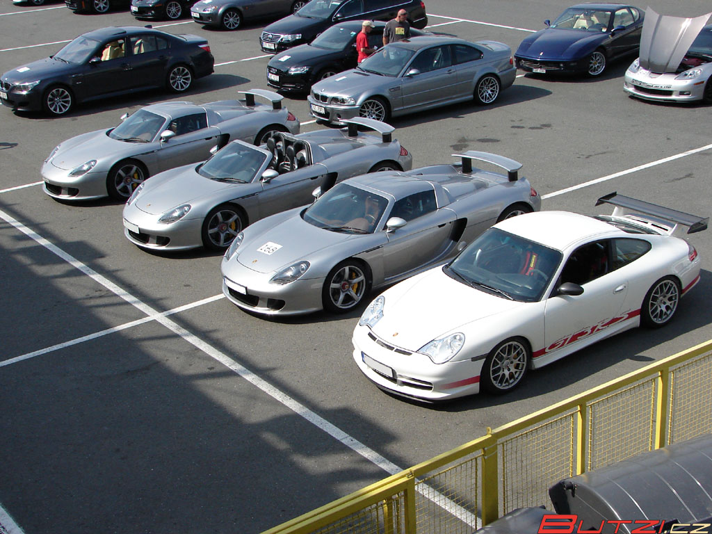 3x_porsche_carrera_gt_011.jpg (1024x768) - 227 KB