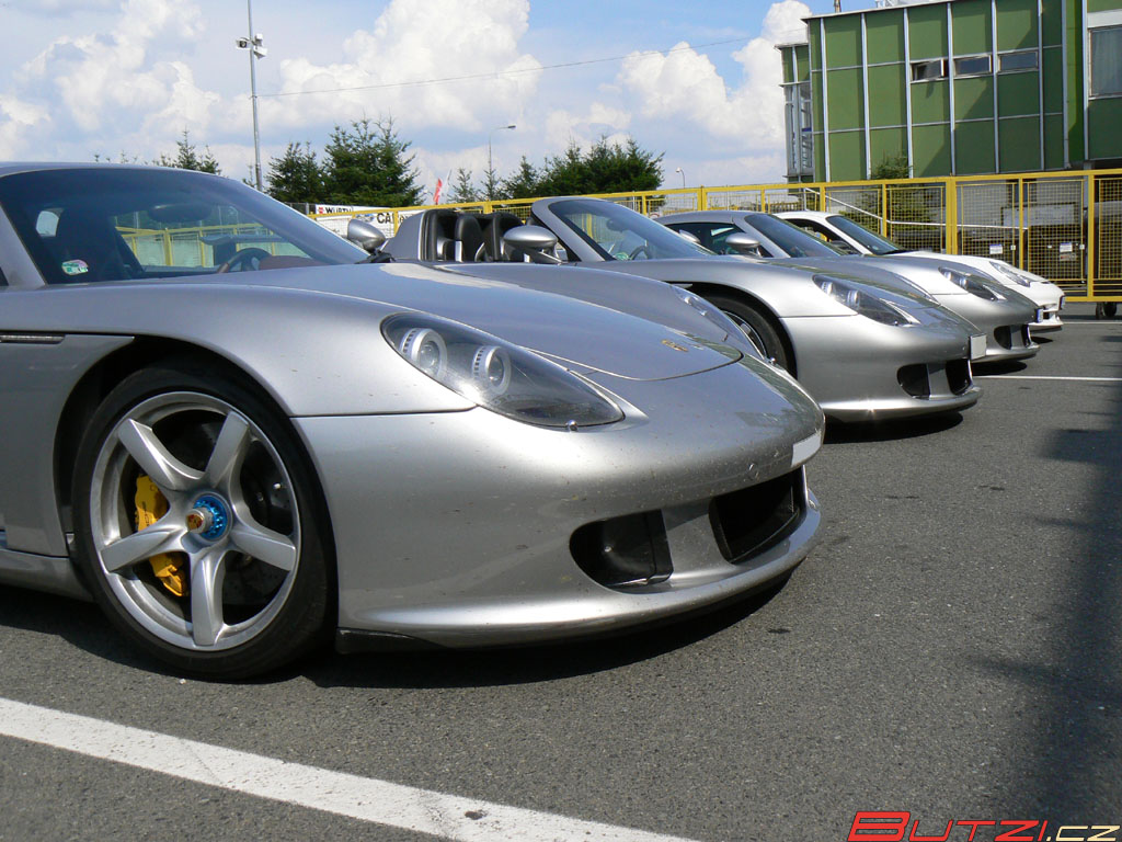 3x_porsche_carrera_gt_023.jpg (1024x768) - 205 KB