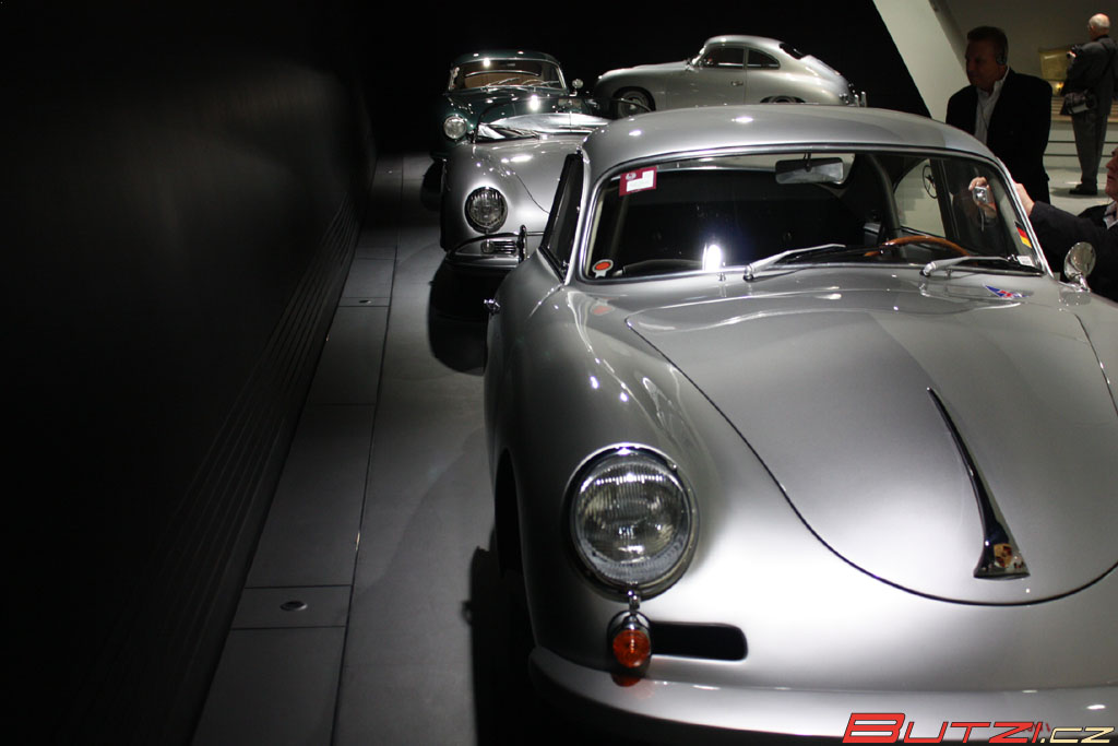 porsche_museum_zuffenhausen_072.jpg (1024x683) - 101 KB