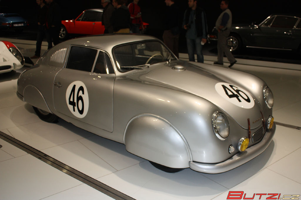 porsche_museum_zuffenhausen_084.jpg (1024x683) - 108 KB