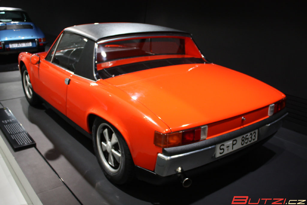 porsche_museum_zuffenhausen_090.jpg (1024x683) - 101 KB