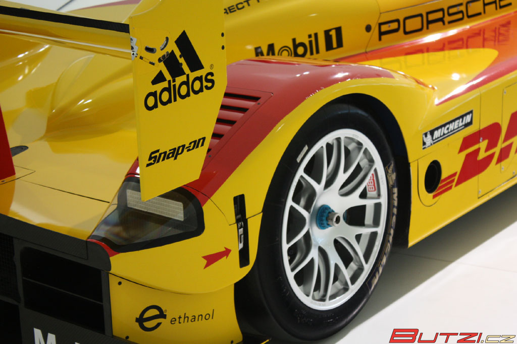 porsche_museum_zuffenhausen_183.jpg (1024x683) - 145 KB