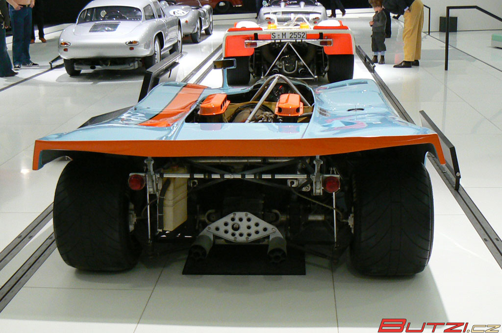 porsche_museum_zuffenhausen_240.jpg (1024x680) - 169 KB