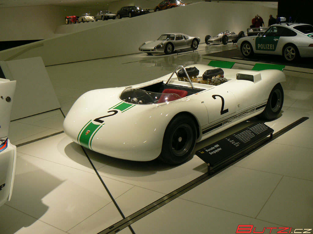 porsche_museum_zuffenhausen_298.jpg (1024x768) - 136 KB