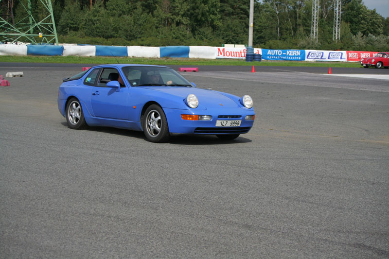 porsche_vratislavice2006_ep_553.jpg (800x533) - 121 KB