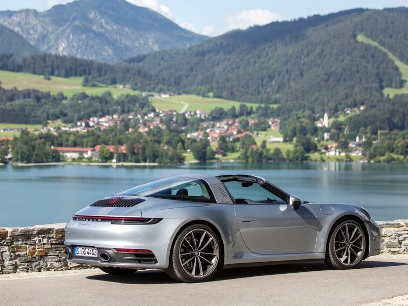 porsche-911-992_ep_012.jpg (800x600) - 92 KB