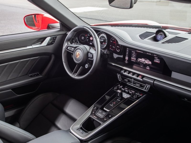 porsche-911-992_ep_026.jpg (800x600) - 81 KB