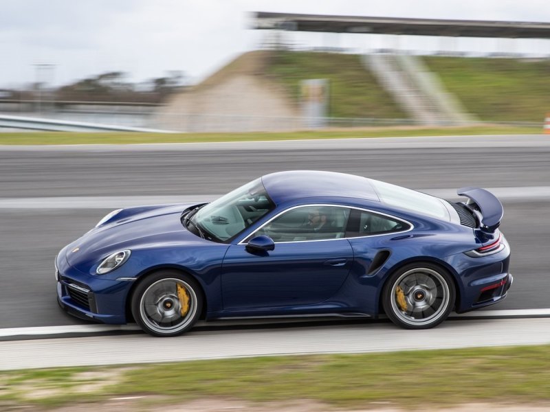 porsche-911-992_ep_028.jpg (800x600) - 73 KB