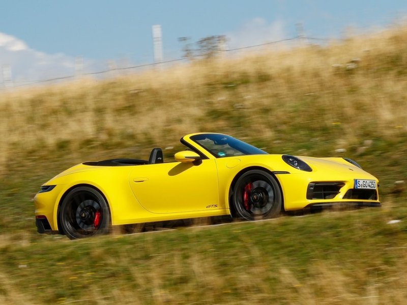 porsche-911-992_ep_040.jpg (800x600) - 76 KB