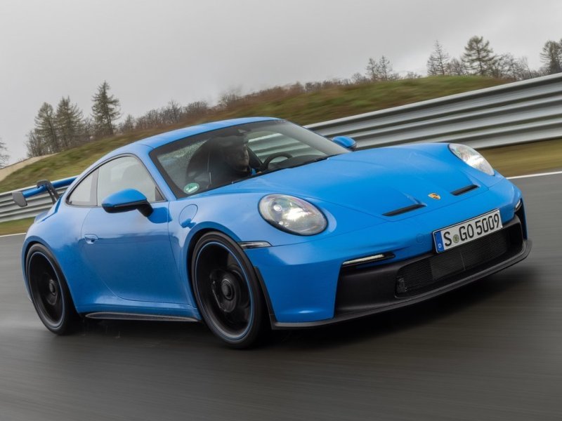 porsche-911-992_ep_047.jpg (800x600) - 63 KB