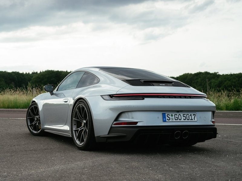 porsche-911-992_ep_053.jpg (800x600) - 75 KB