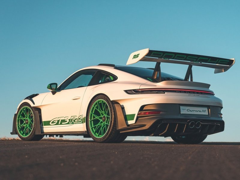 porsche-911-992_ep_061.jpg (800x600) - 59 KB