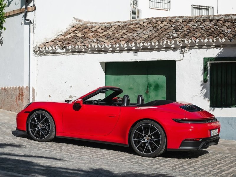porsche-911-992_ep_072.jpg (800x600) - 111 KB