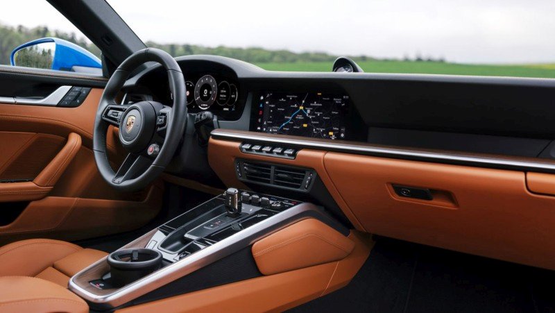 porsche-911-992_ep_078.jpg (800x451) - 78 KB