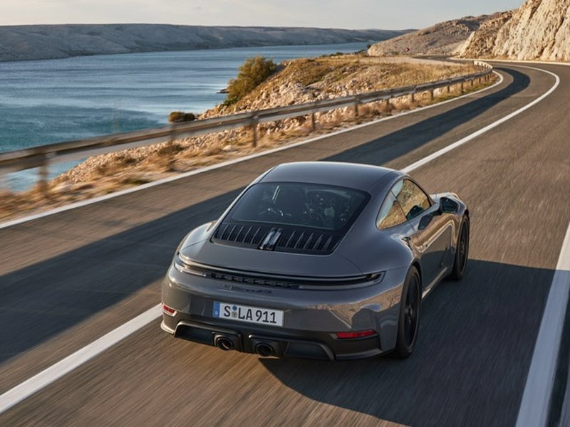porsche-911-992_ep_085.jpg (800x600) - 100 KB