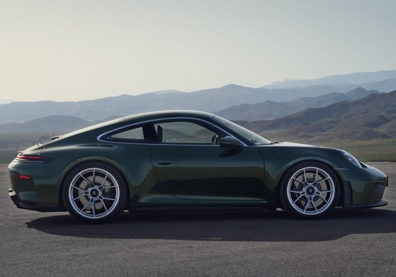 porsche-911-992_ep_089.jpg (800x559) - 60 KB