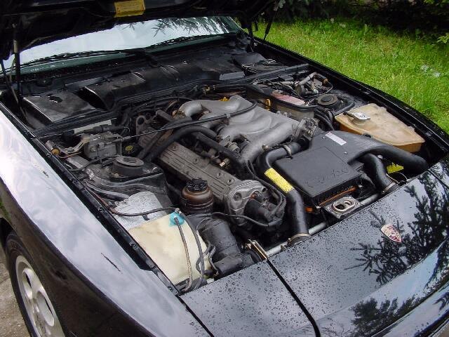 porsche-944_ep_022.jpg (640x480) - 82 KB
