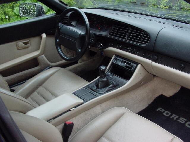 porsche-944_ep_026.jpg (640x480) - 51 KB