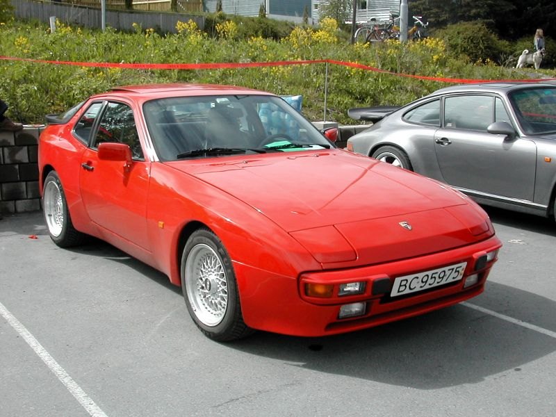 porsche-944_ep_110.jpg (800x600) - 108 KB