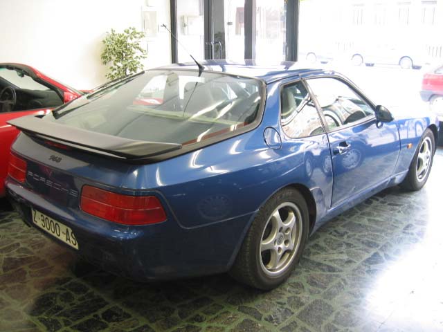 porsche-968_ep_028.jpg (640x480) - 46 KB