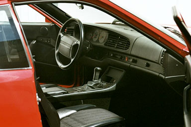 porsche-968_ep_118.jpg (384x256) - 24 KB