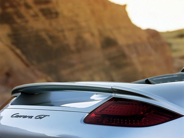 porsche-carrera-gt_ep_018.jpg (600x450) - 46 KB