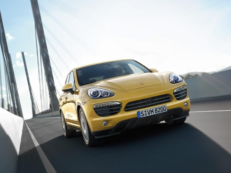 porsche-cayenne-958_ep_030.jpg (800x600) - 47 KB