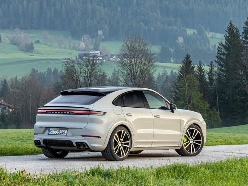 porsche-cayenne-e3_ep_028.jpg (800x600) - 117 KB