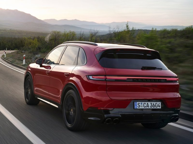 porsche-cayenne-e3_ep_032.jpg (800x600) - 68 KB