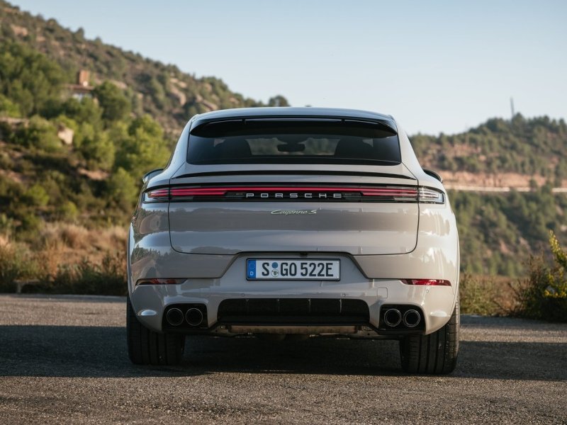 porsche_cayenne_e3_ep_046.jpg (800x600) - 89 KB