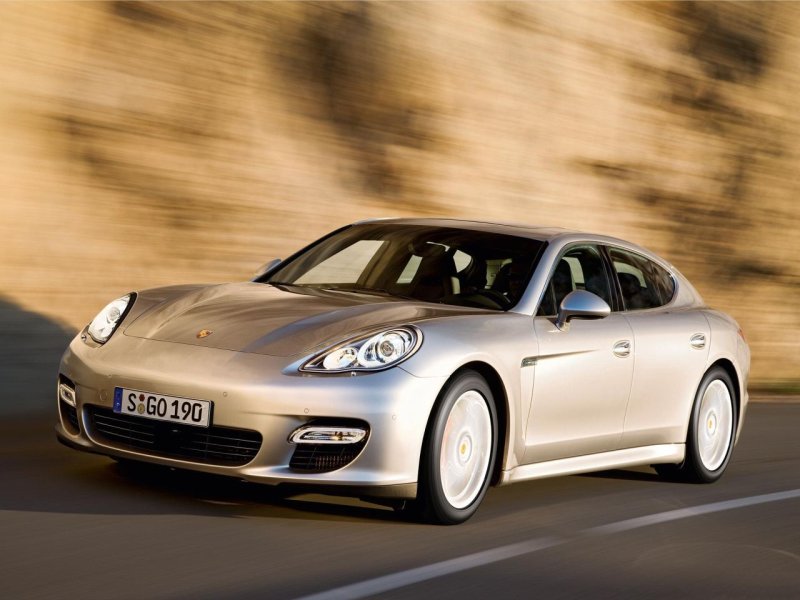 porsche_panamera_ep_009.jpg (800x600) - 71 KB