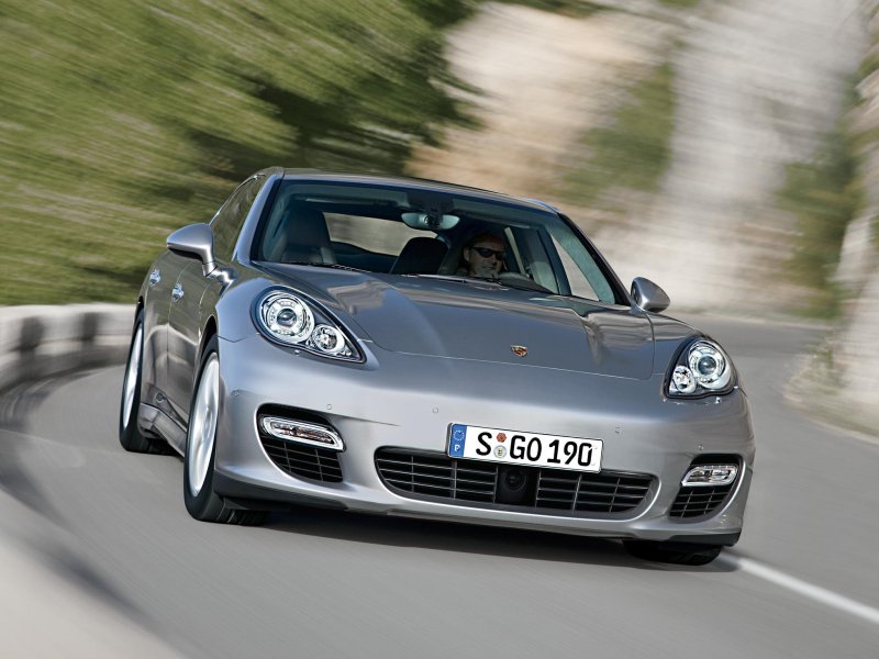 porsche_panamera_ep_016.jpg (800x600) - 77 KB