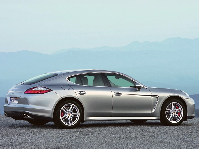 porsche_panamera_ep_021.jpg (800x600) - 93 KB