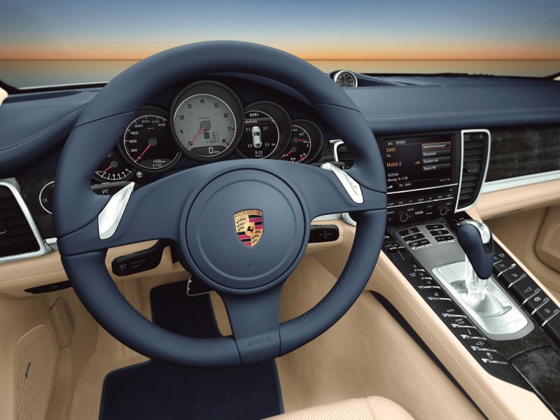 porsche_panamera_ep_023.jpg (800x600) - 93 KB