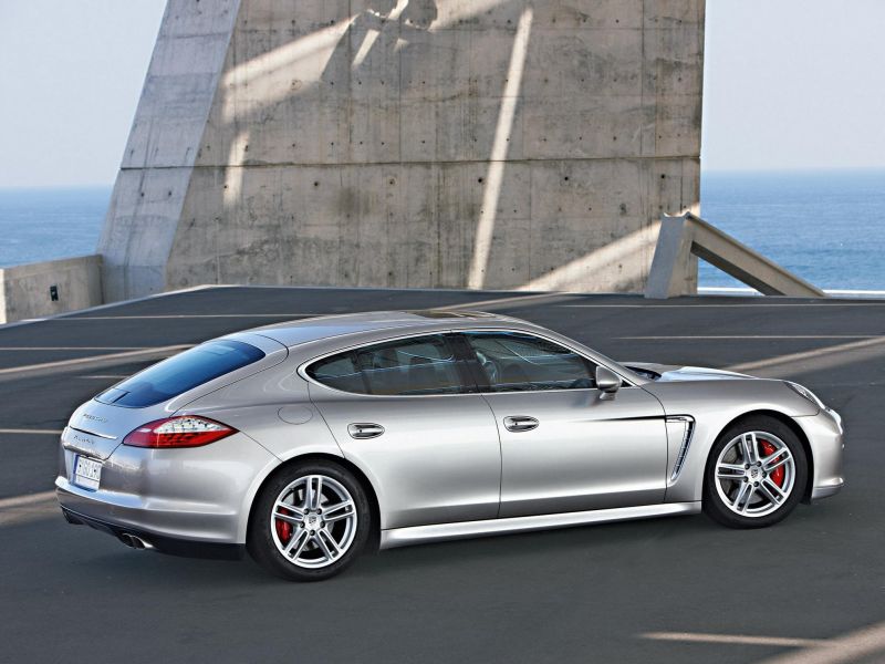 porsche_panamera_ep_041.jpg (800x600) - 68 KB