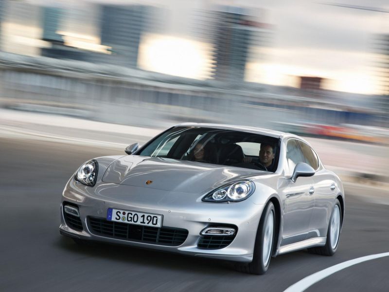porsche_panamera_ep_048.jpg (800x600) - 58 KB