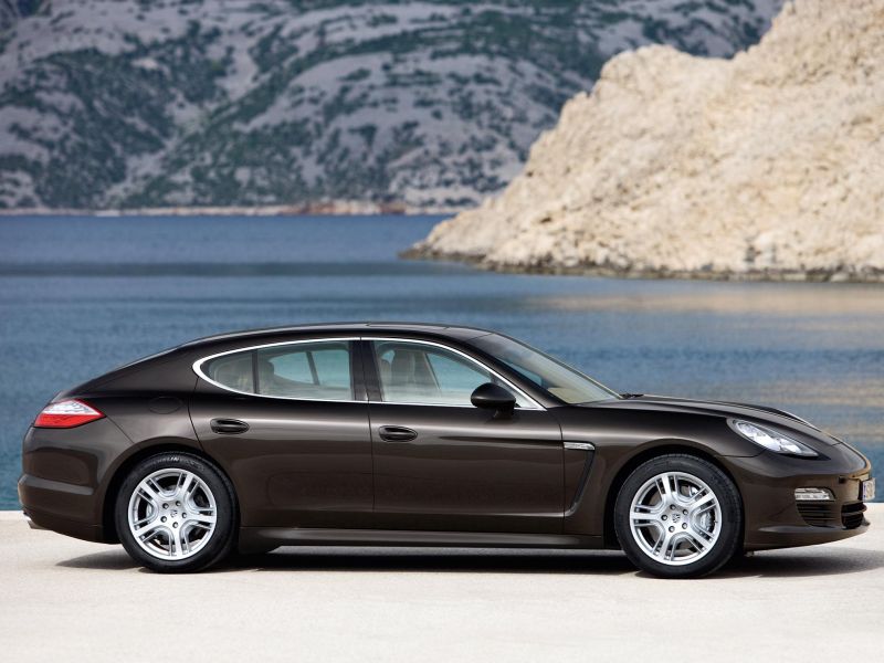 porsche_panamera_ep_057.jpg (800x600) - 68 KB