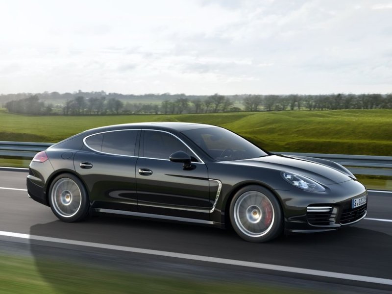 porsche_panamera_ep_109.jpg (800x600) - 61 KB