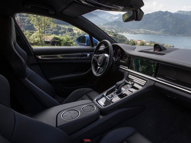 porsche_panamera_971_ep_004.jpg (800x600) - 77 KB