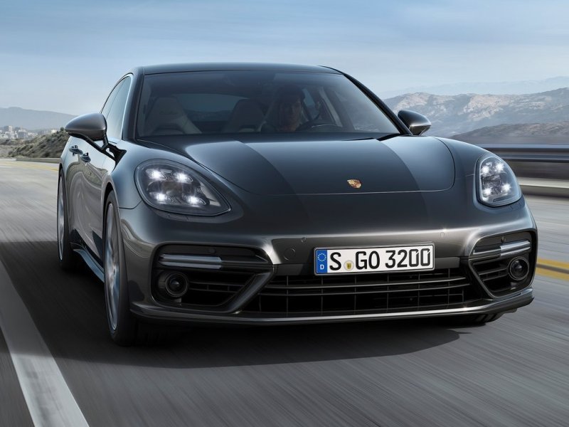 porsche_panamera_971_ep_009.jpg (800x600) - 65 KB