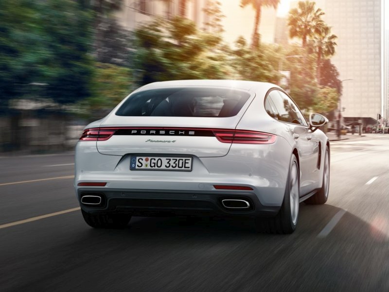 porsche_panamera_971_ep_015.jpg (800x601) - 105 KB