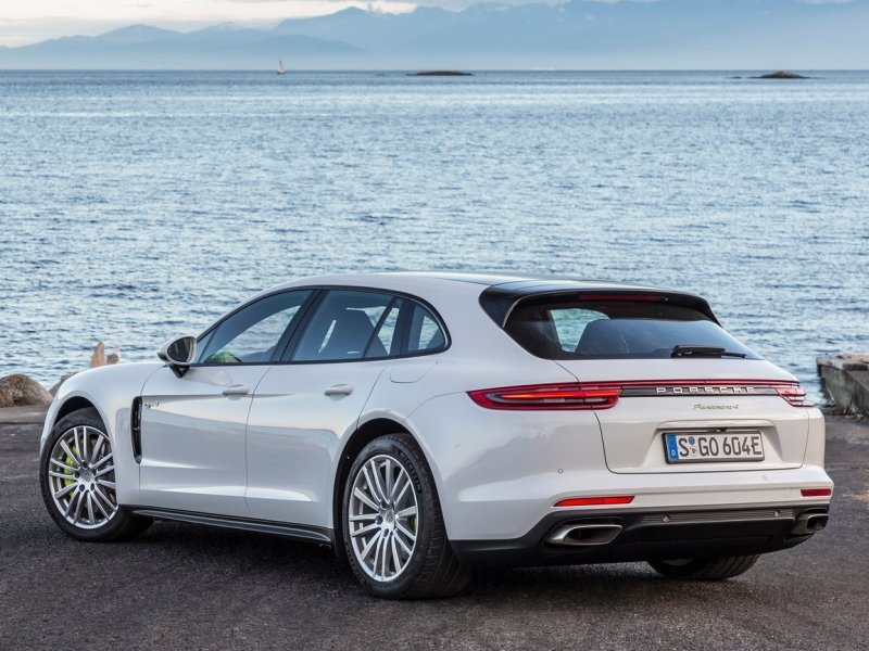 porsche_panamera_971_ep_018.jpg (800x600) - 103 KB