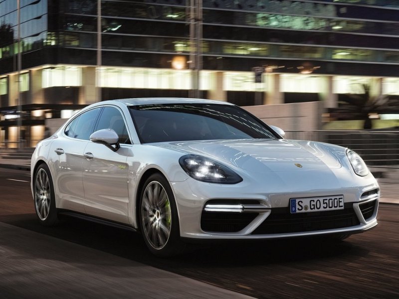 porsche_panamera_971_ep_021.jpg (800x600) - 86 KB