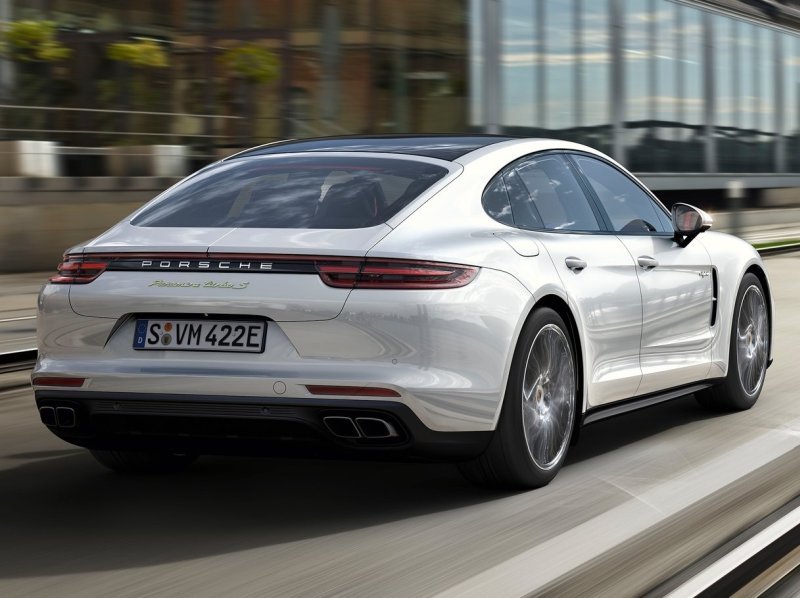 porsche_panamera_971_ep_023.jpg (800x598) - 77 KB