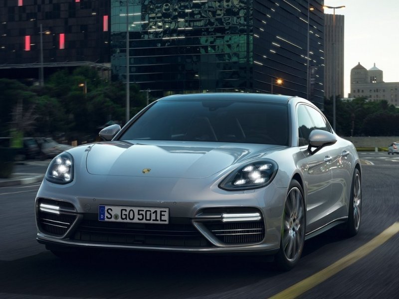 porsche_panamera_971_ep_025.jpg (800x600) - 79 KB
