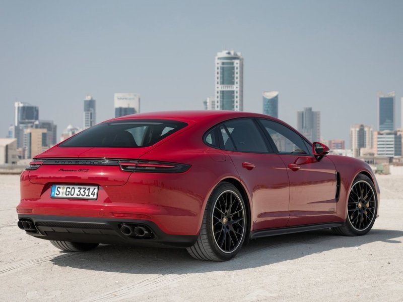 porsche_panamera_971_ep_029.jpg (800x599) - 65 KB