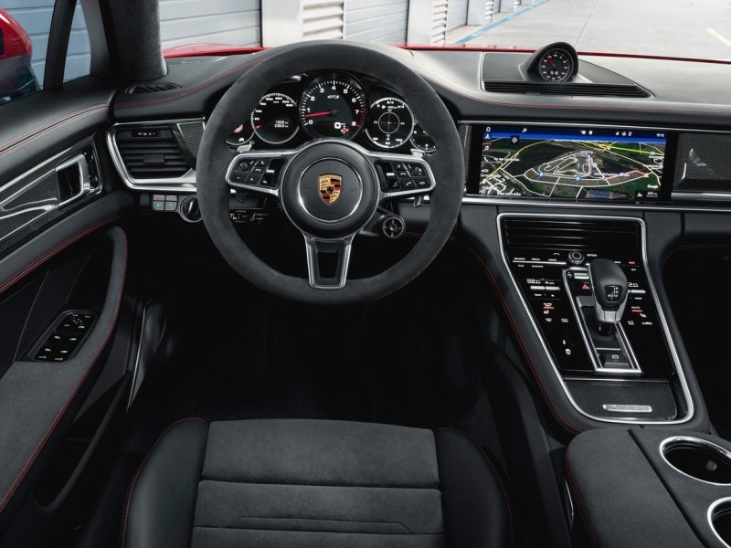 porsche_panamera_971_ep_030.jpg (800x600) - 85 KB